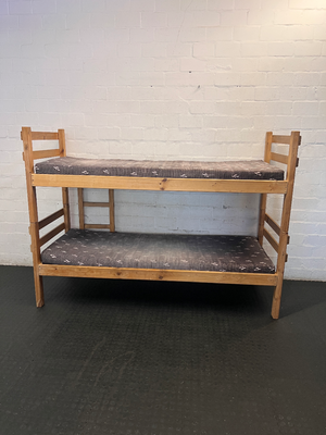 Oak-Coloured Wooden Bunk Bed with Ladder & 2 Mattresses - 2ndhandwarehouse.com