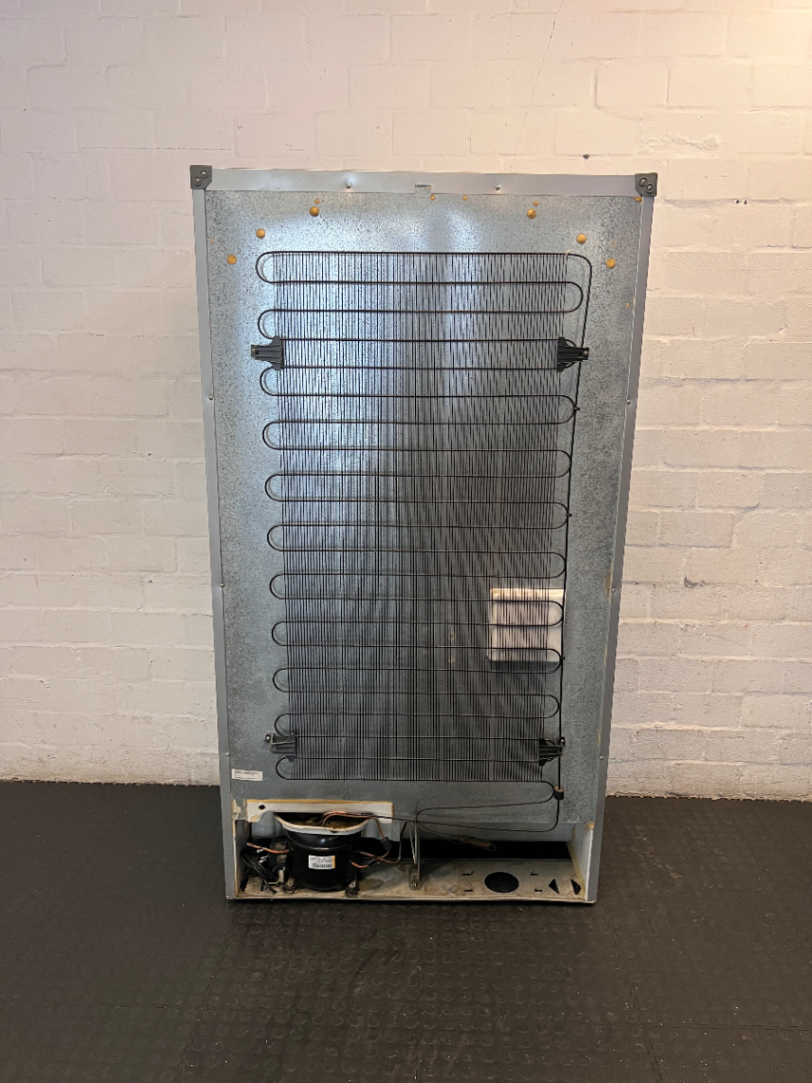 Silver Defy Double Door Fridge - Failed Testing / Needs Review - 2ndhandwarehouse.com