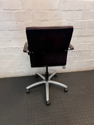 Leather Mid-Back Office Chair with Aluminium Base — Scuffed Arm Rests - Needs Upkeep - 2ndhandwarehouse.com