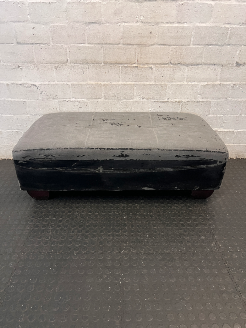 Button-Tufted Rectangular Ottoman with Wooden Feet — Significant Peeling and Surface Wear - 2ndhandwarehouse.com