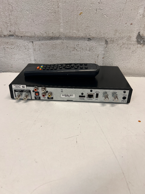 DStv HD PVR Decoder with Remote Control — Operational with Missing Power Adapter and Casing D - 2ndhandwarehouse.com