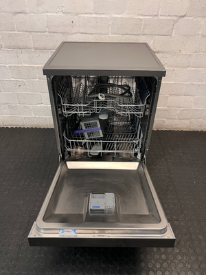 Defy Freestanding Dishwasher in Metallic Grey — Good Working Order - 2ndhandwarehouse.com