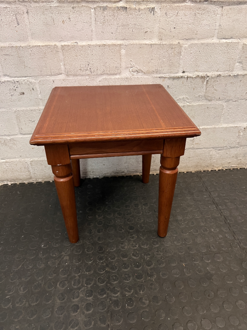 Classic Square Wooden Side Table with Turned Legs — Clean and Well Maintained - 2ndhandwarehouse.com