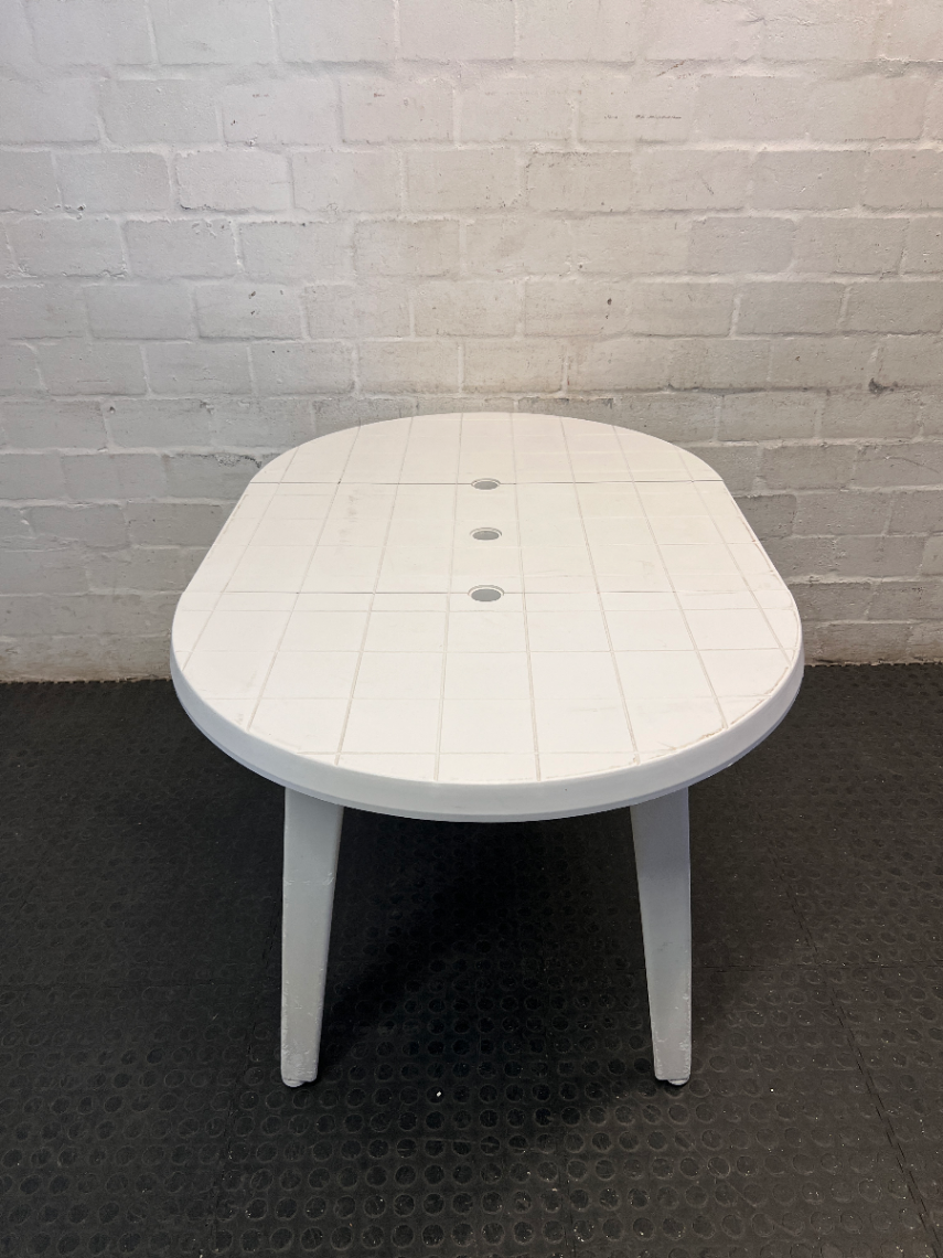 Classic White Oval Plastic Outdoor Table