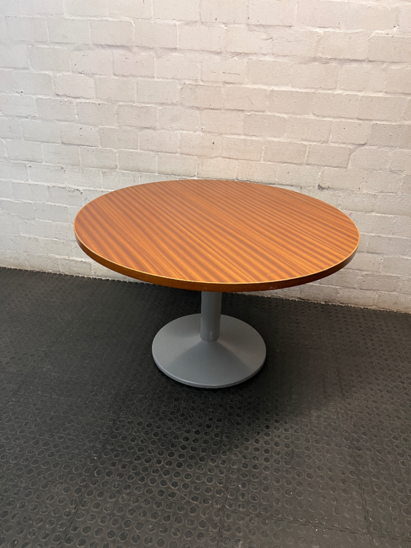 Round Wood Top Table with Metal Pedestal Base — Good Working Order
