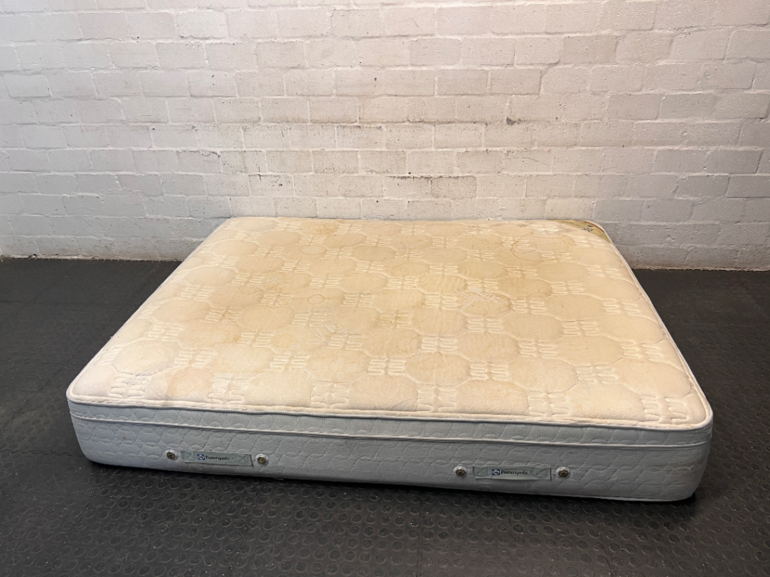 Sealy Posturepedic Crown Jewel Bamboo Queen Mattress — Surface Discolouration
