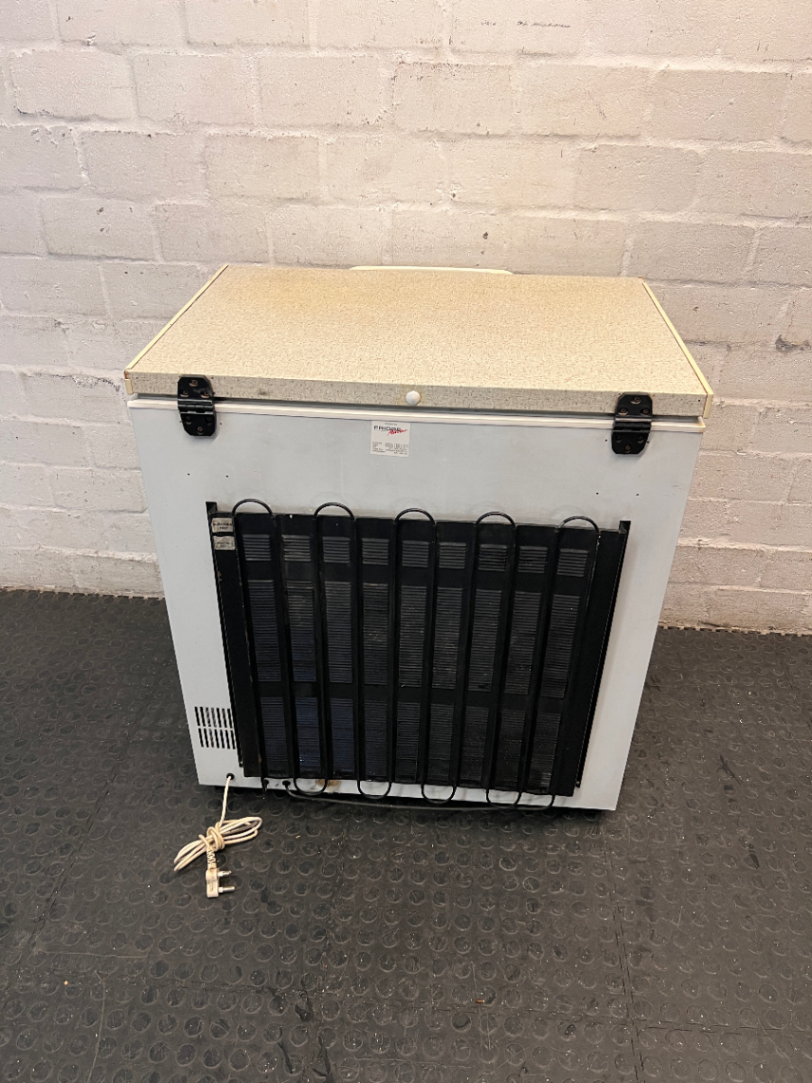 White Chest Freezer with Countertop Lid — Working; Fair Condition