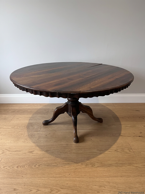 Round Oak Pedestal Dining Table with Scalloped Edge — Fair Vintage Condition