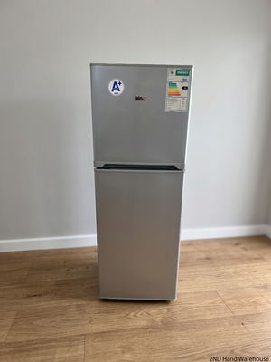 KIC Top-Mount Fridge Freezer in Silver — Working Order with Chipped Door Shelf