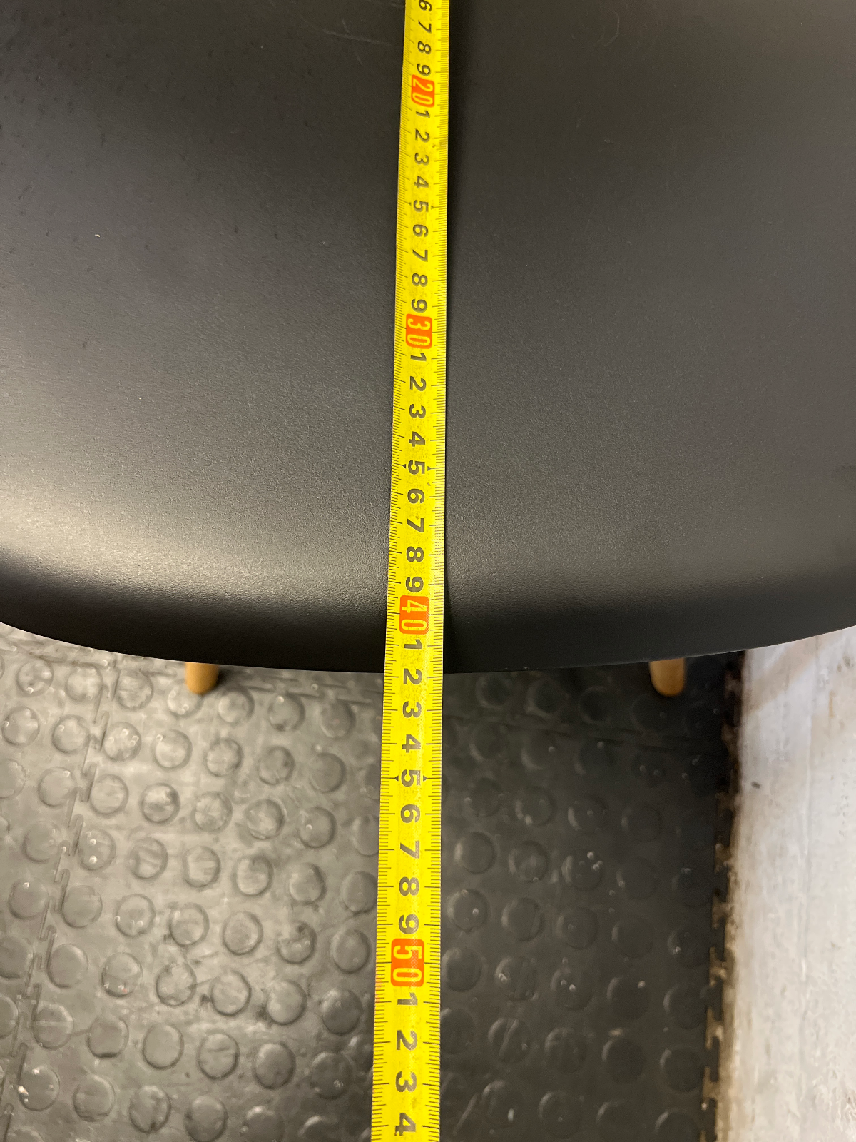 Sleek Black Mid-Century Modern Dining Chairs with Wooden Legs - 2ndhandwarehouse.com