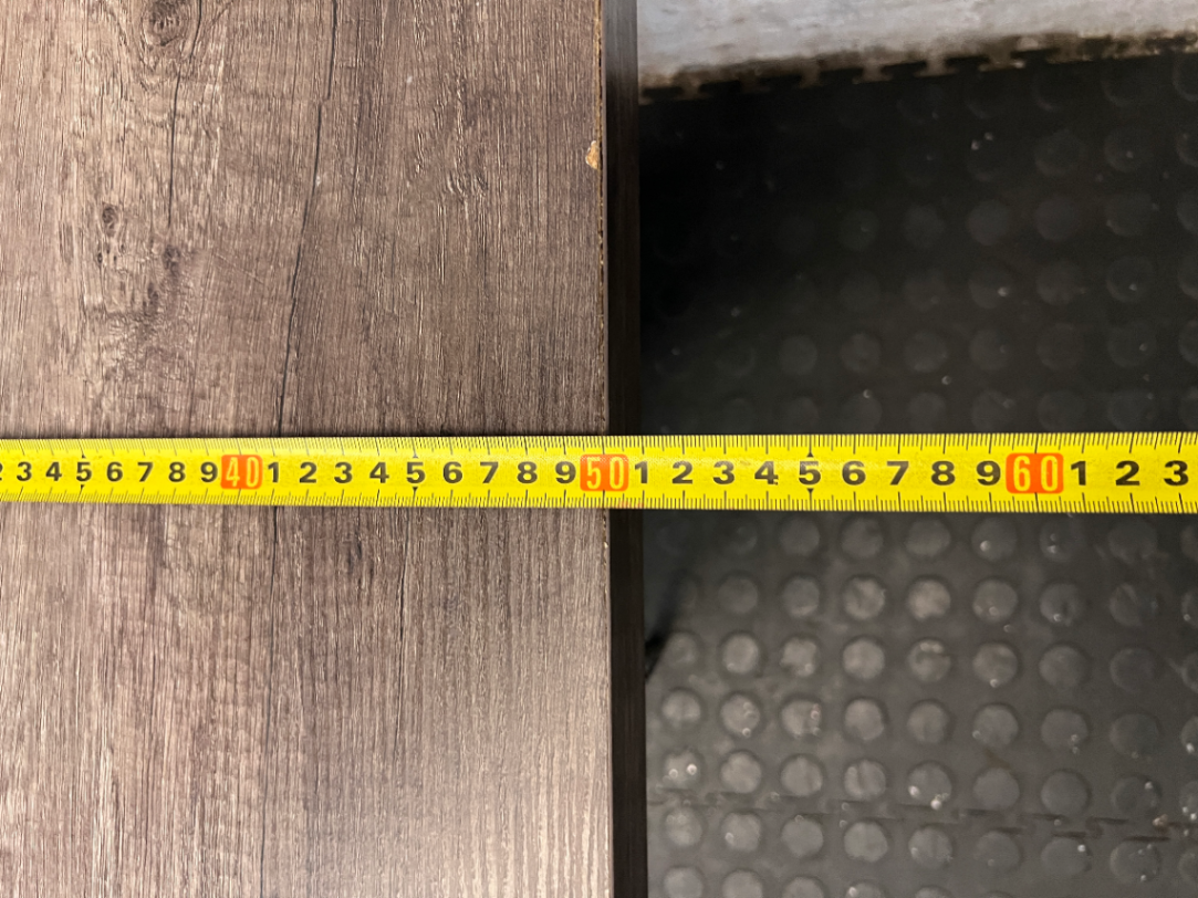 Industrial Style Side Table with Hairpin Legs - Damage to Leg - 2ndhandwarehouse.com