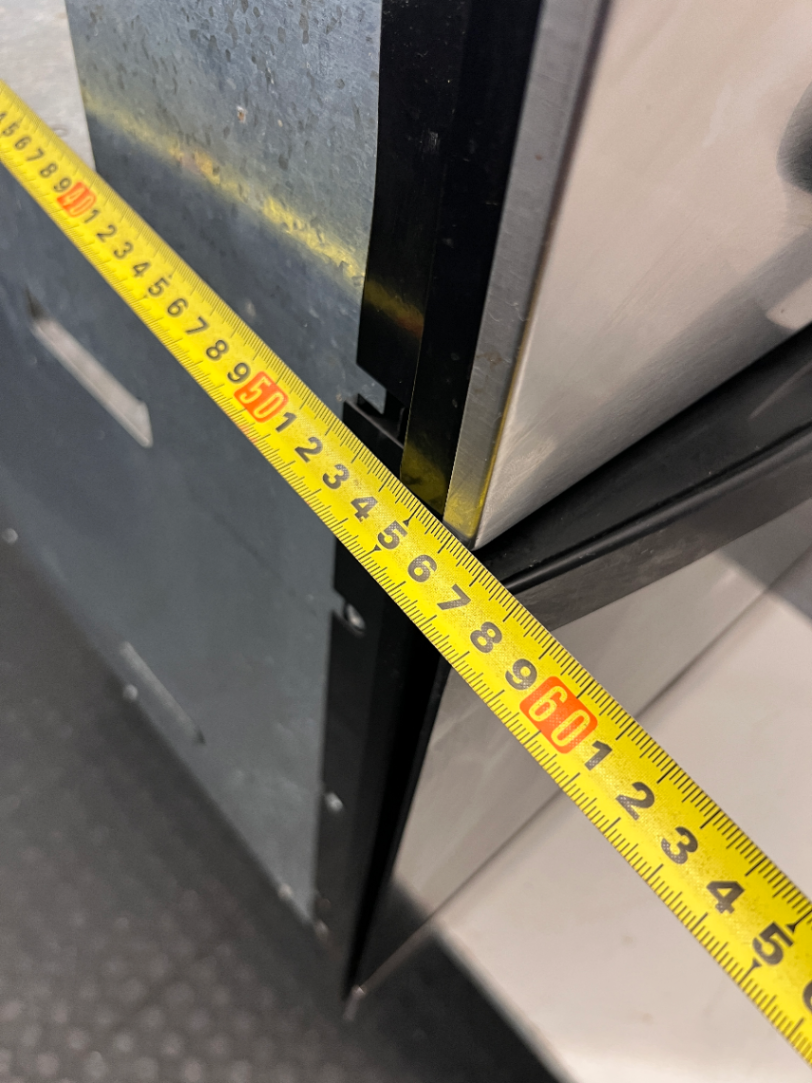 Defy Slimline 600 Built-in Oven in Stainless Steel — Good Working Order - 2ndhandwarehouse.com