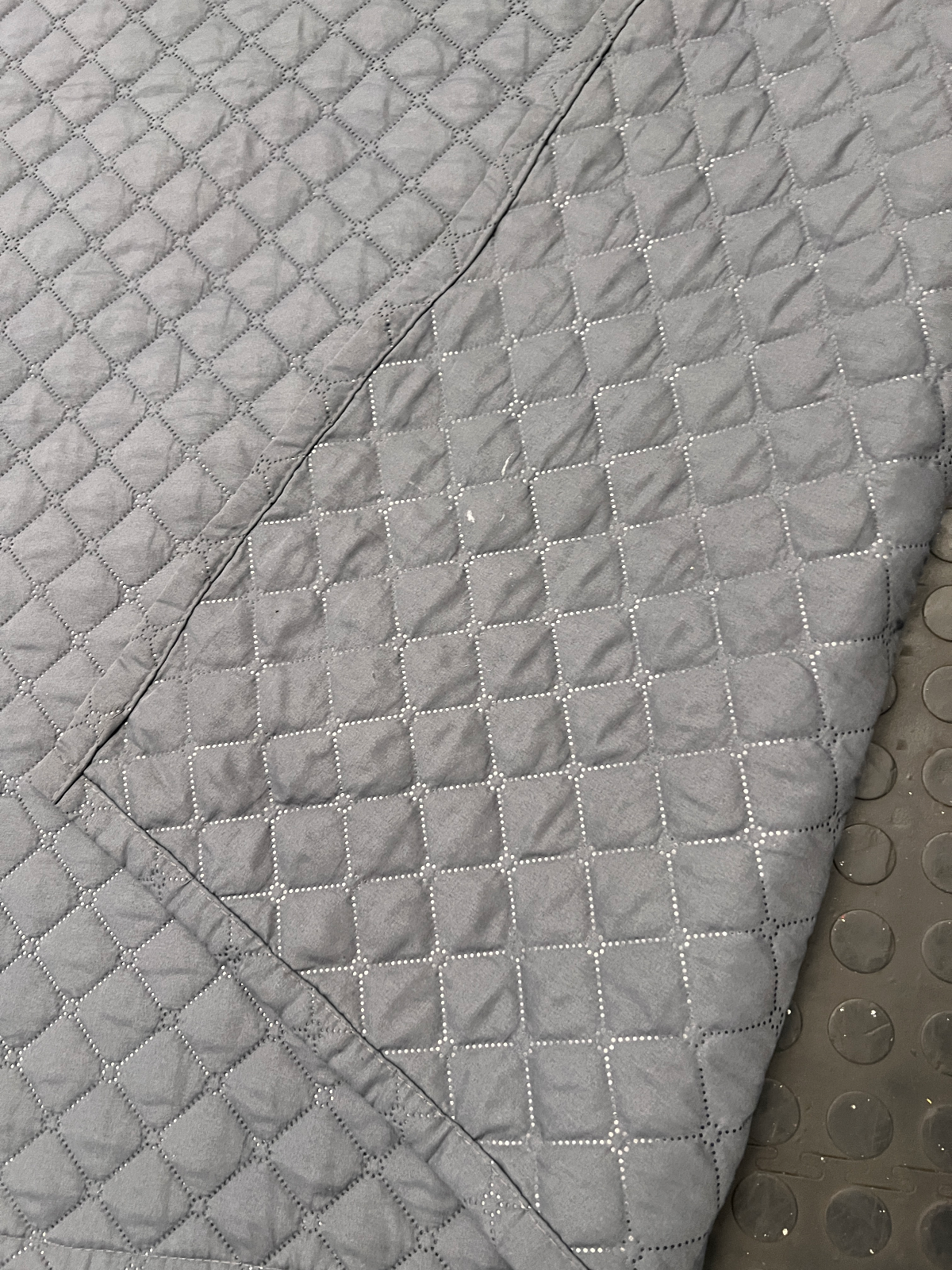 Charcoal Grey Diamond Quilted Blanket Throw - 210cm x 195cm - 2ndhandwarehouse.com