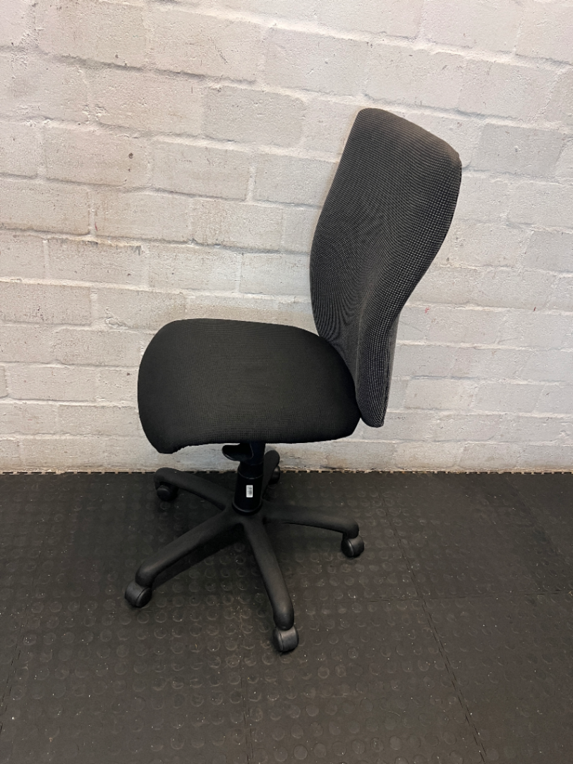 Mid Back Office Chair - Missing Armrests - 2ndhandwarehouse.com