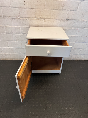 Anouk Vintage Side Table - Noticeable Water Stains on Top - 2ndhandwarehouse.com