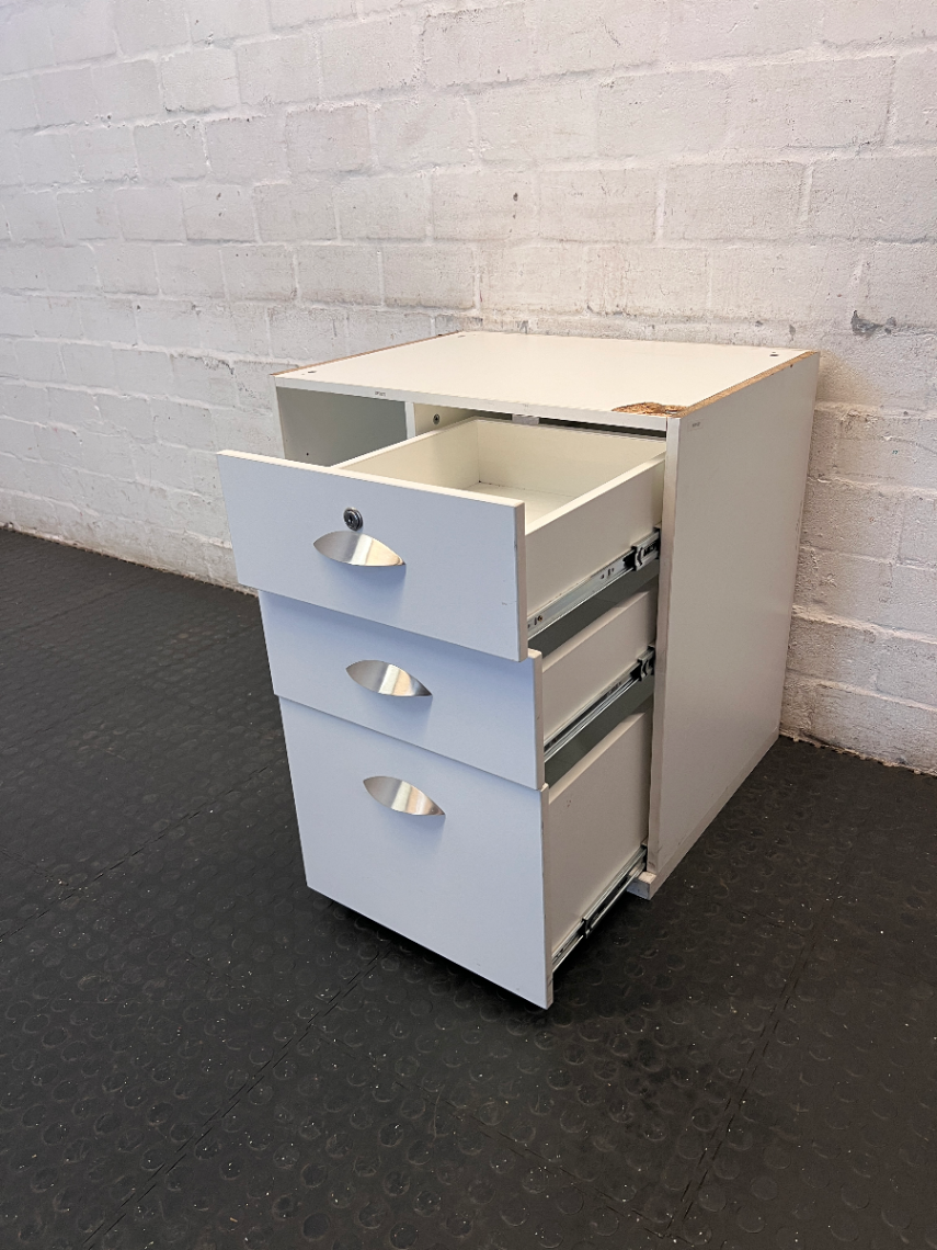 White Desk Pedestal with 3 Drawers - Visible Surface Wear - 2ndhandwarehouse.com