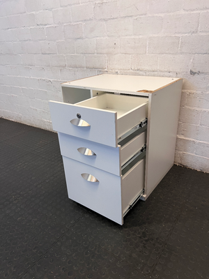 White Desk Pedestal with 3 Drawers - Visible Surface Wear - 2ndhandwarehouse.com