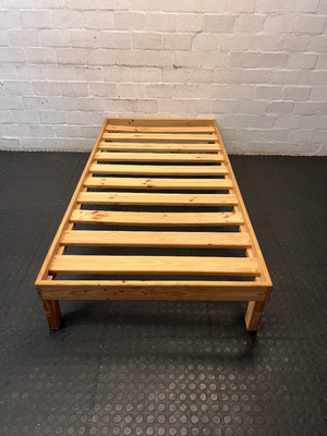Classic Wooden Slatted Single Bed Frame — Great Condition - 2ndhandwarehouse.com