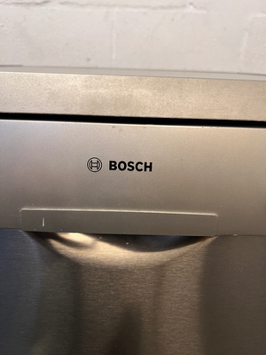 Bosch Serie 2 Silver Freestanding Dishwasher — Clean and Tested - 2ndhandwarehouse.com