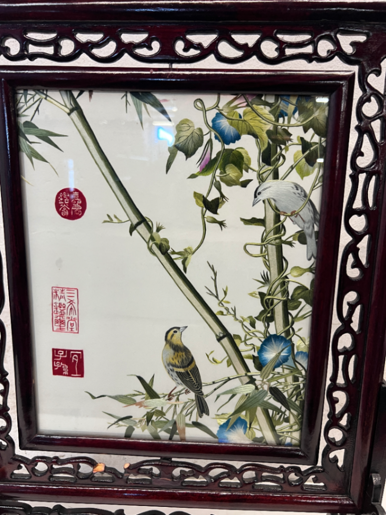Ornate Oriental Style Standing Wooden Picture Frame - 2ndhandwarehouse.com