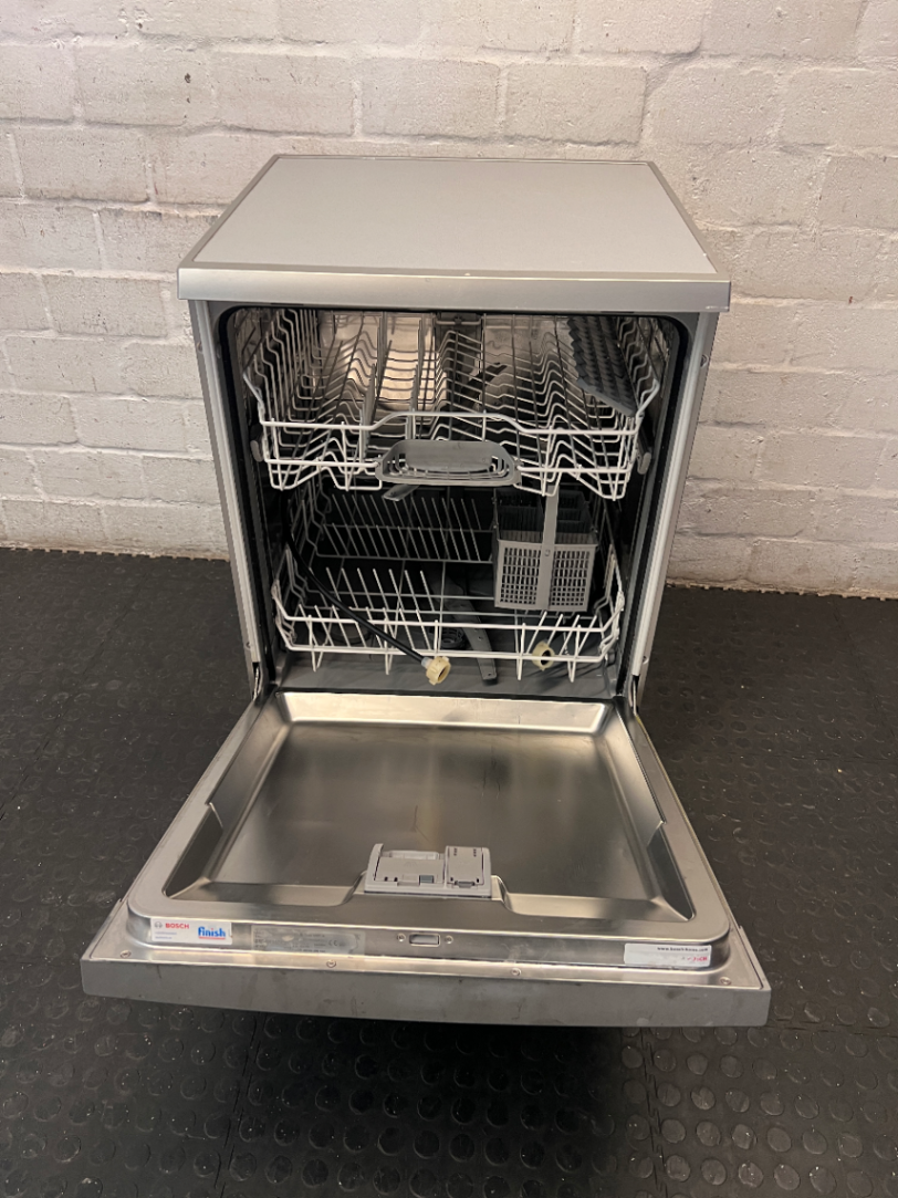 Bosch Freestanding Dishwasher in Metallic Grey — Good Working Order