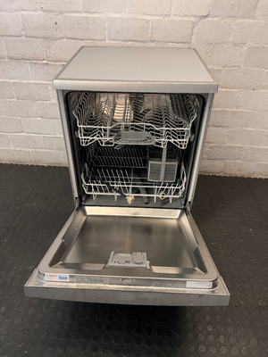 Bosch Freestanding Dishwasher in Metallic Grey — Good Working Order