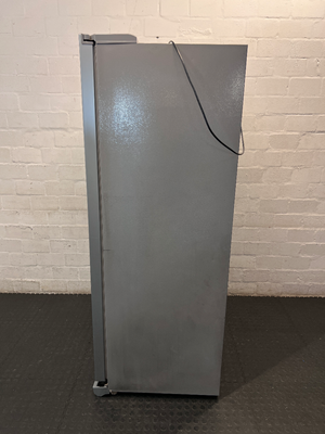 Samsung Grey Side-by-Side Fridge Freezer with Dispenser — Power Fault and Structural Damage