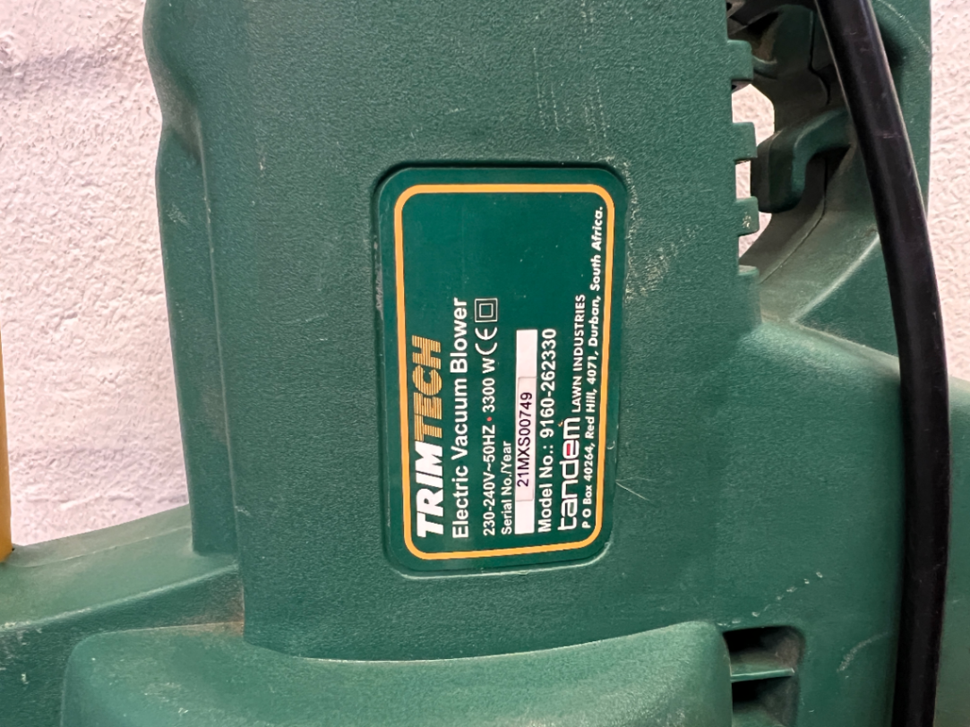 Trimtech 3300W Electric Leaf Blower & Vacuum