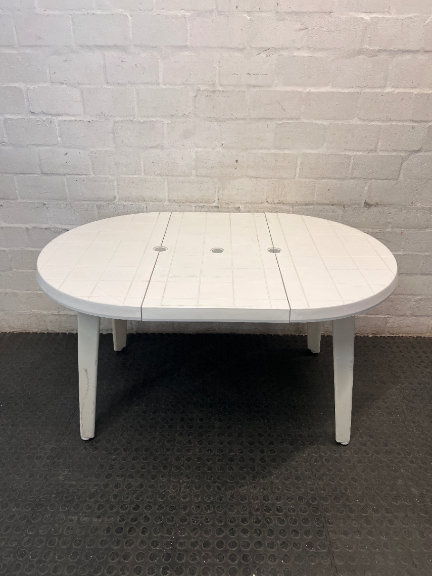 Classic White Oval Plastic Outdoor Table