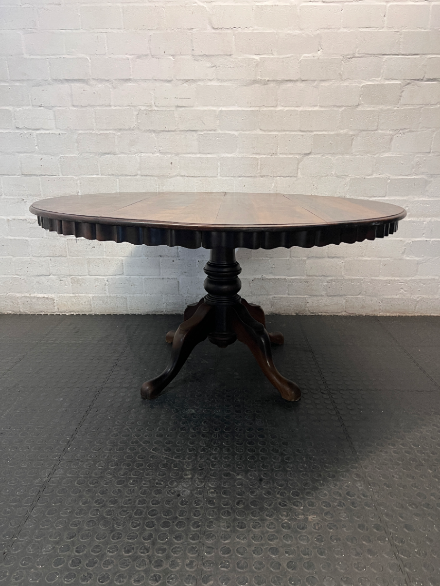 Round Oak Pedestal Dining Table with Scalloped Edge — Fair Vintage Condition