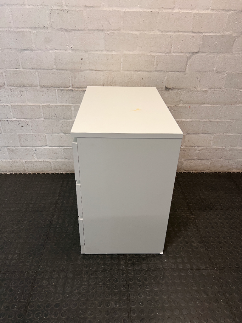 White Modern 3-Drawer Chest — Fair Condition with Surface Marks and Kickplate Crack