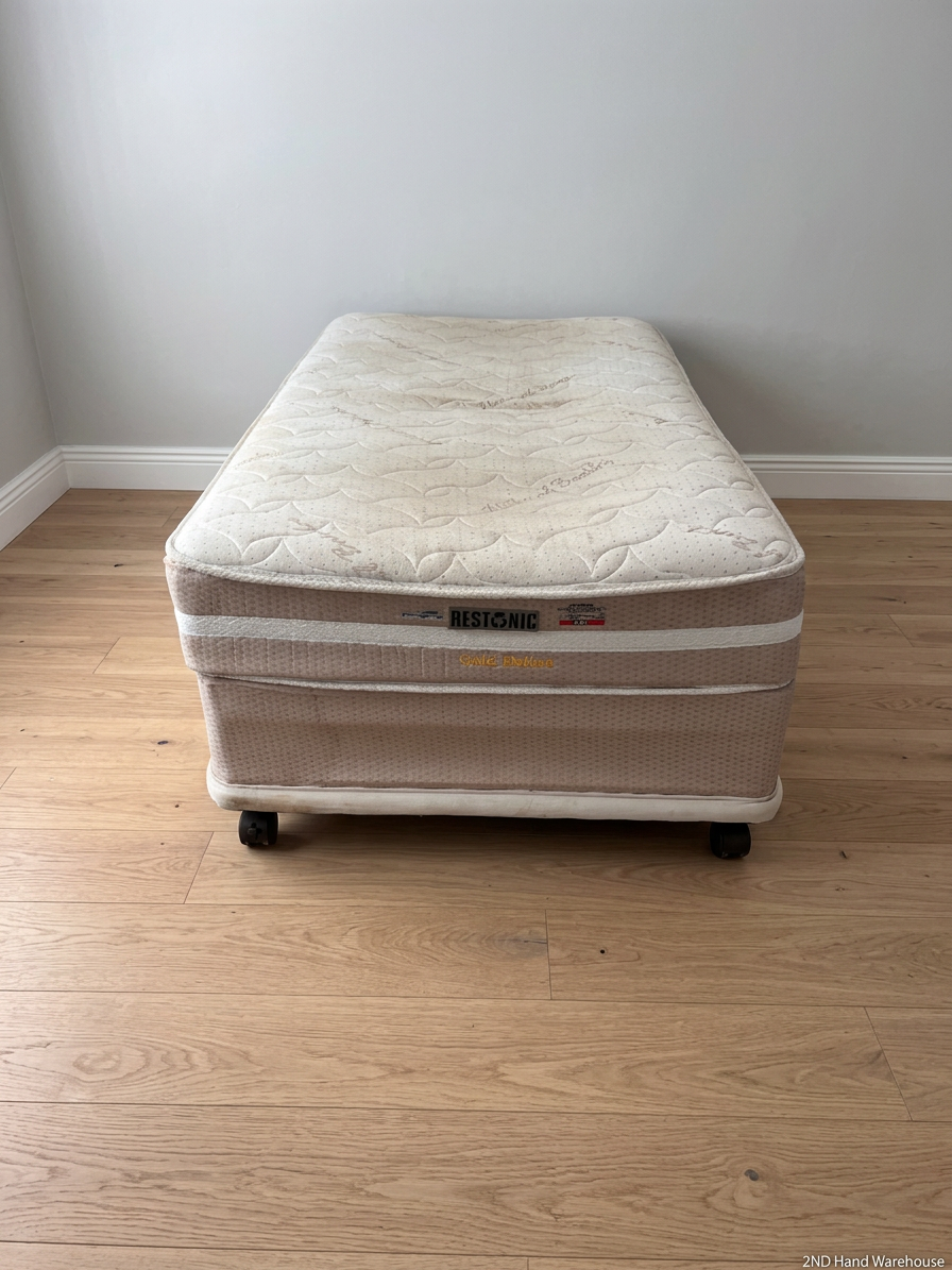Restonic Gold Deluxe 3/4 Bed Base Set — Staining on Mattress Surface