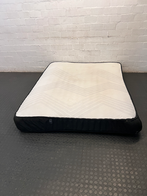 Queen Size Mattress with Chevron Detail - 2ndhandwarehouse.com