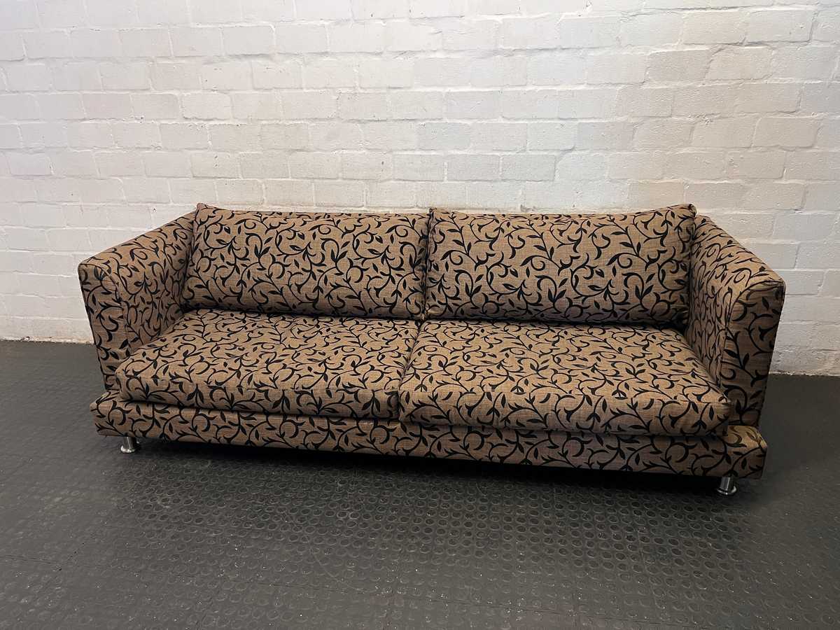 Contemporary Patterned Three-Seater Couch in Mocha & Black - 2ndhandwarehouse.com
