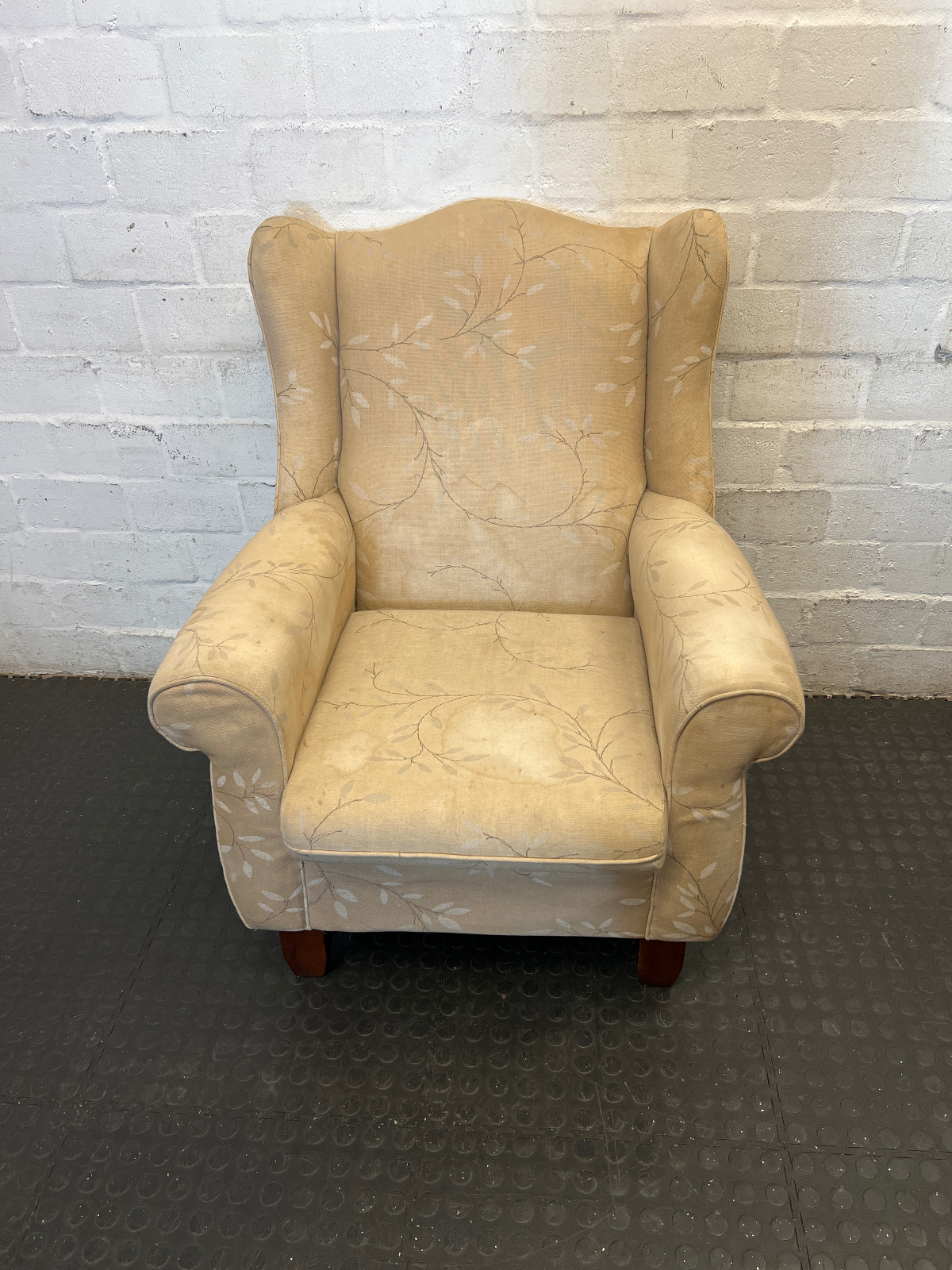 Vintage Style Fabric Wingback Chair with Leaf Pattern - 2ndhandwarehouse.com