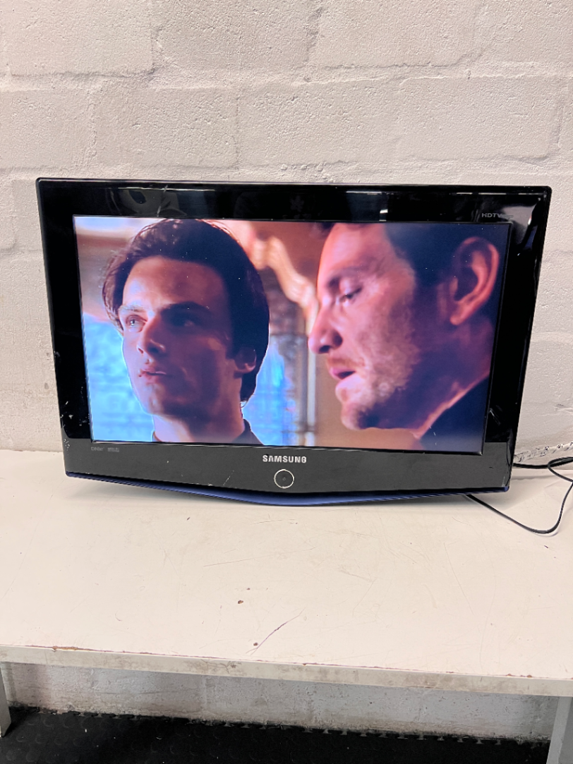 Samsung 29" LCD TV - No Stand, Fair Condition - 2ndhandwarehouse.com