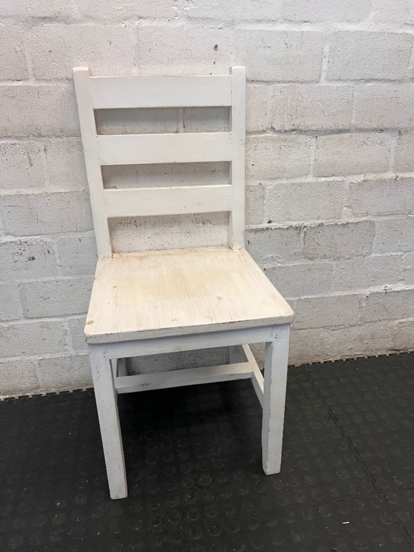 Classic Rustic White Slatted Dining Chair - 2ndhandwarehouse.com