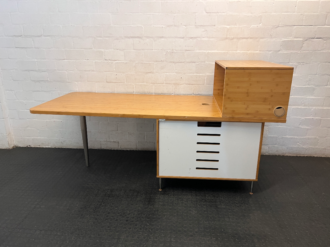 Single Door Under-Desk Cabinet - Visible Scuffs and Marks - 2ndhandwarehouse.com