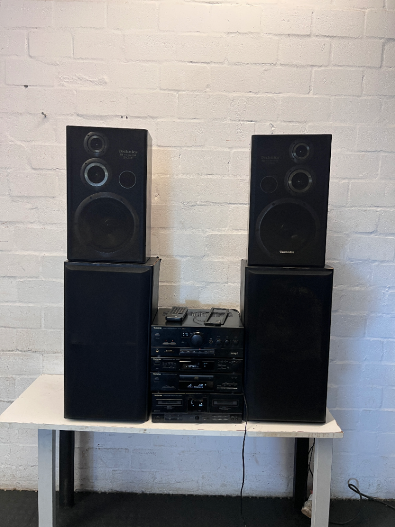 Technics Component Sound System with Four Speakers — Clean and Tested - 2ndhandwarehouse.com