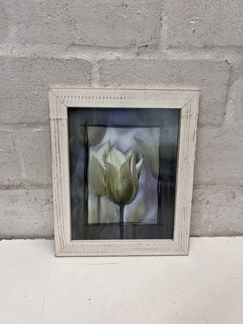 White Rustic Wooden Picture Frame with Tulip Print — Good Working Order - 2ndhandwarehouse.com