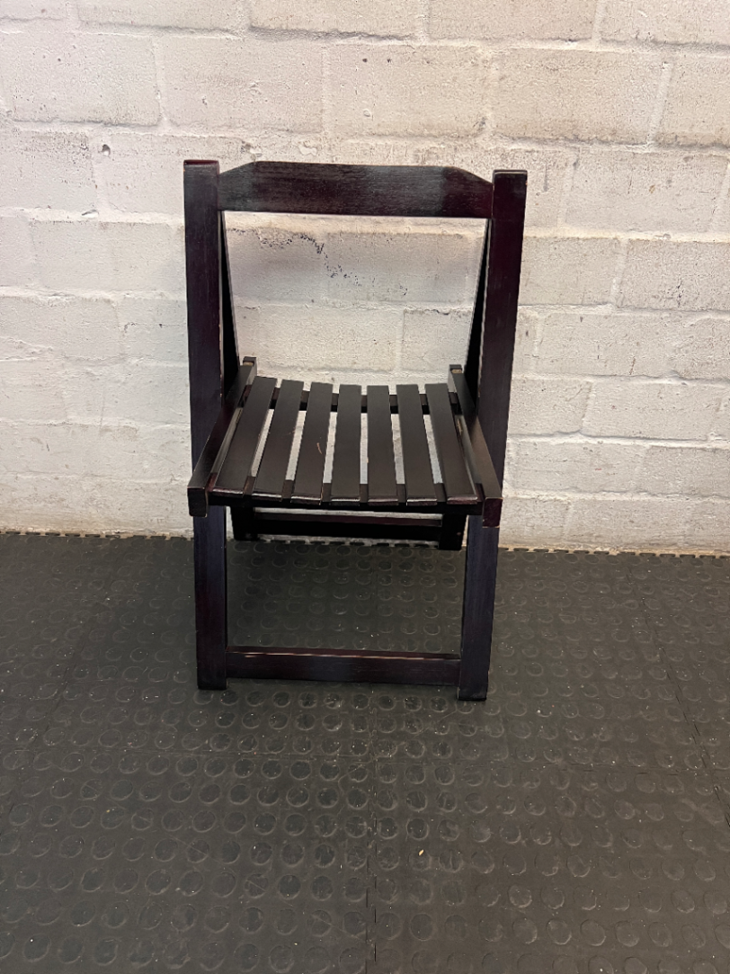 Dark Wood Slatted Folding Chair - 2ndhandwarehouse.com