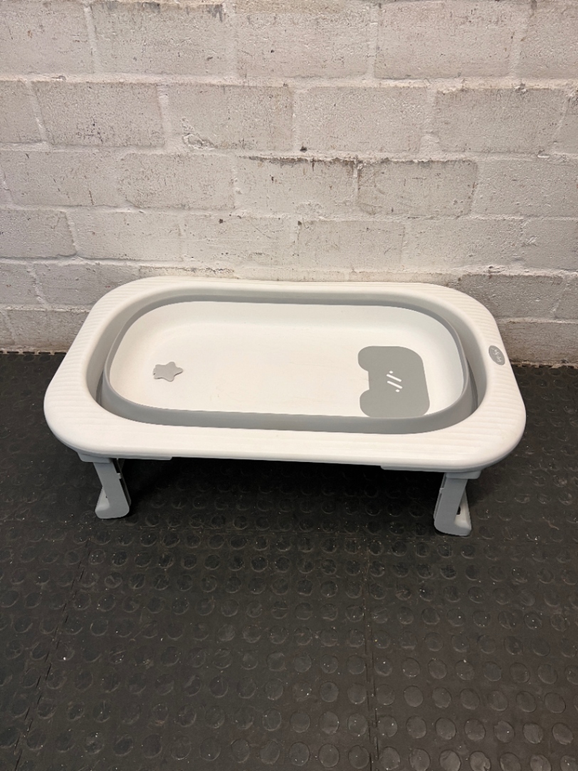 Collapsible Foldable Baby Bath Tub — Good Working Order