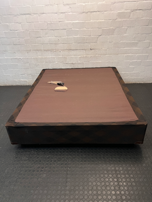 Queen Patterned Upholstered Bed Base