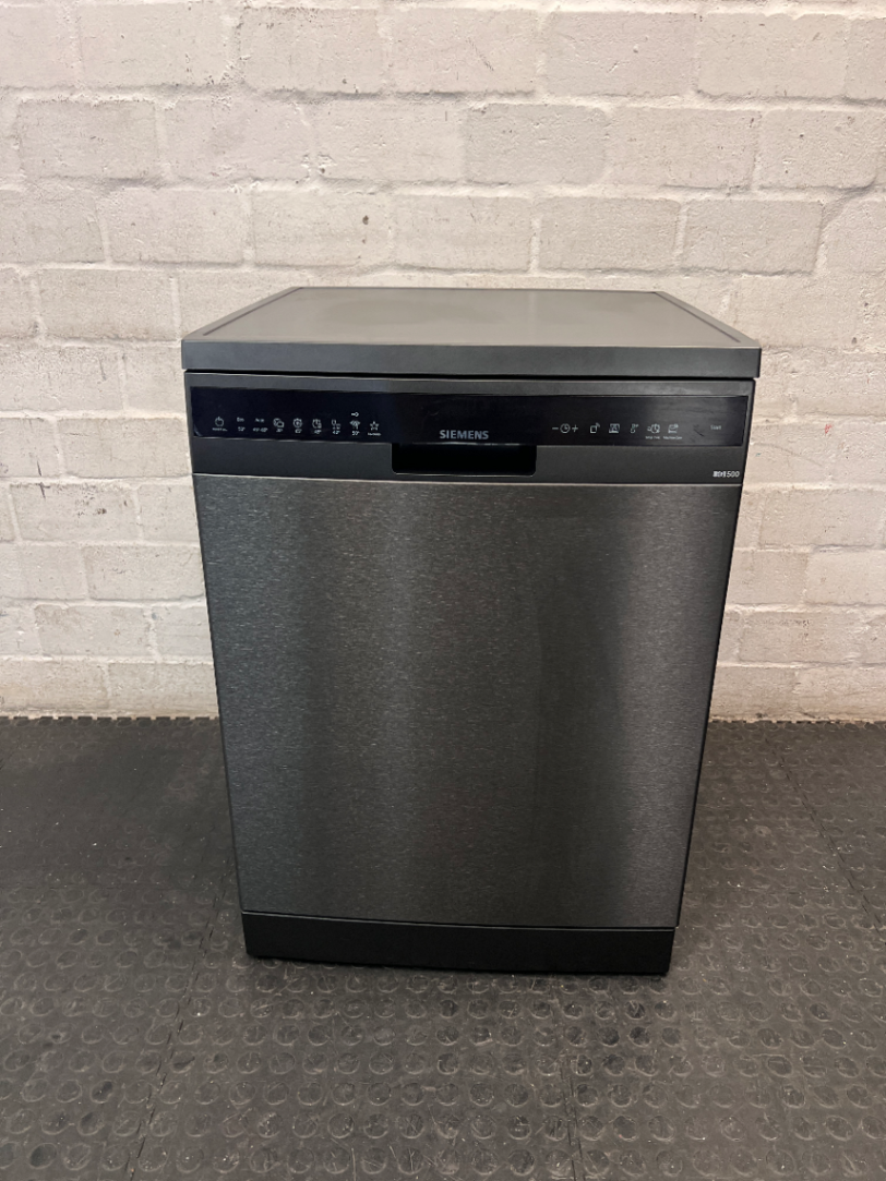 Siemens Silver Freestanding Dishwasher — Good Working Order