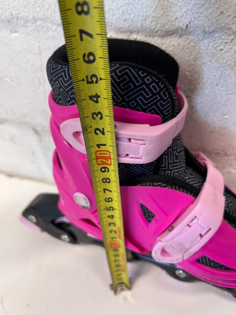 Pink Roller Blades Starter Set with Helmet & Pads - Good Condition - 2ndhandwarehouse.com