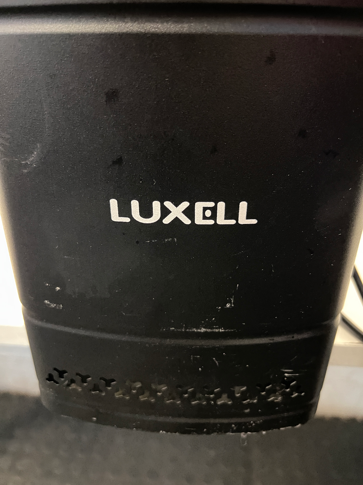 Luxell 2400W Quartz Heater - Fair Condition - 2ndhandwarehouse.com