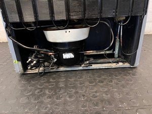 Sleek Silver Whirlpool Double Door Fridge/Freezer - 2ndhandwarehouse.com