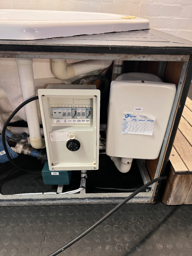 Hexagonal White Jacuzzi with Cover - Untested, As-Is - 2ndhandwarehouse.com