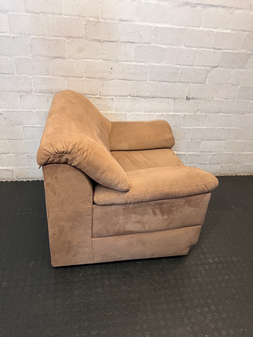 Plush Beige Suede One-Seater Couch - Good Condition - 2ndhandwarehouse.com