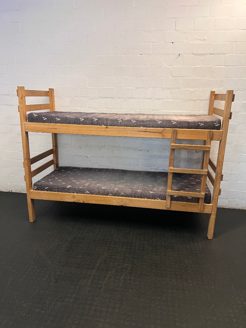 Oak-Coloured Wooden Bunk Bed with Ladder & 2 Mattresses - 2ndhandwarehouse.com